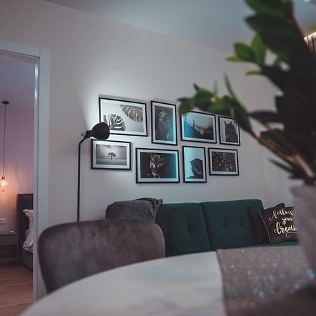 Tam Serviced Apartment City Center No2 Tirana Eksteriør billede