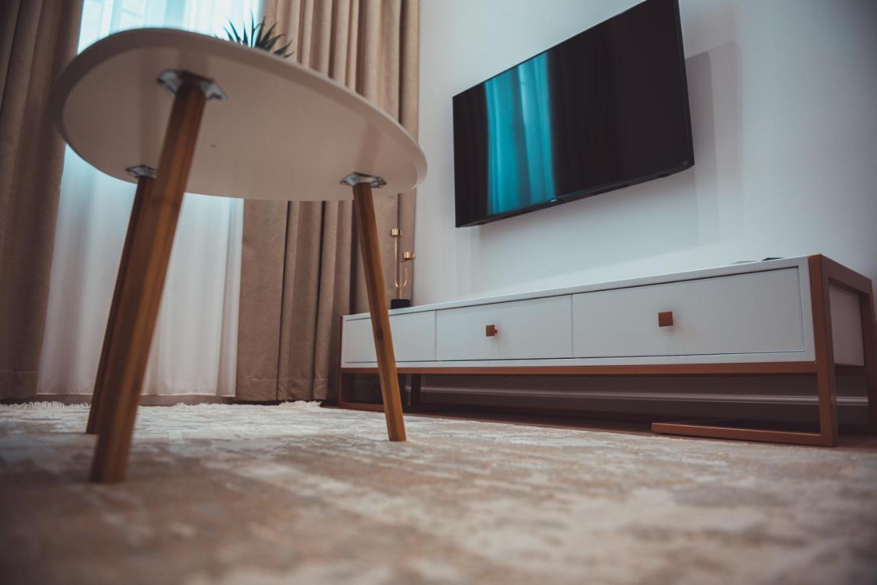 Tam Serviced Apartment City Center No2 Tirana Eksteriør billede